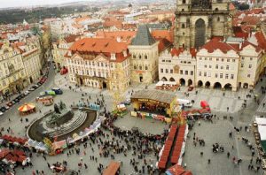 prague-square3